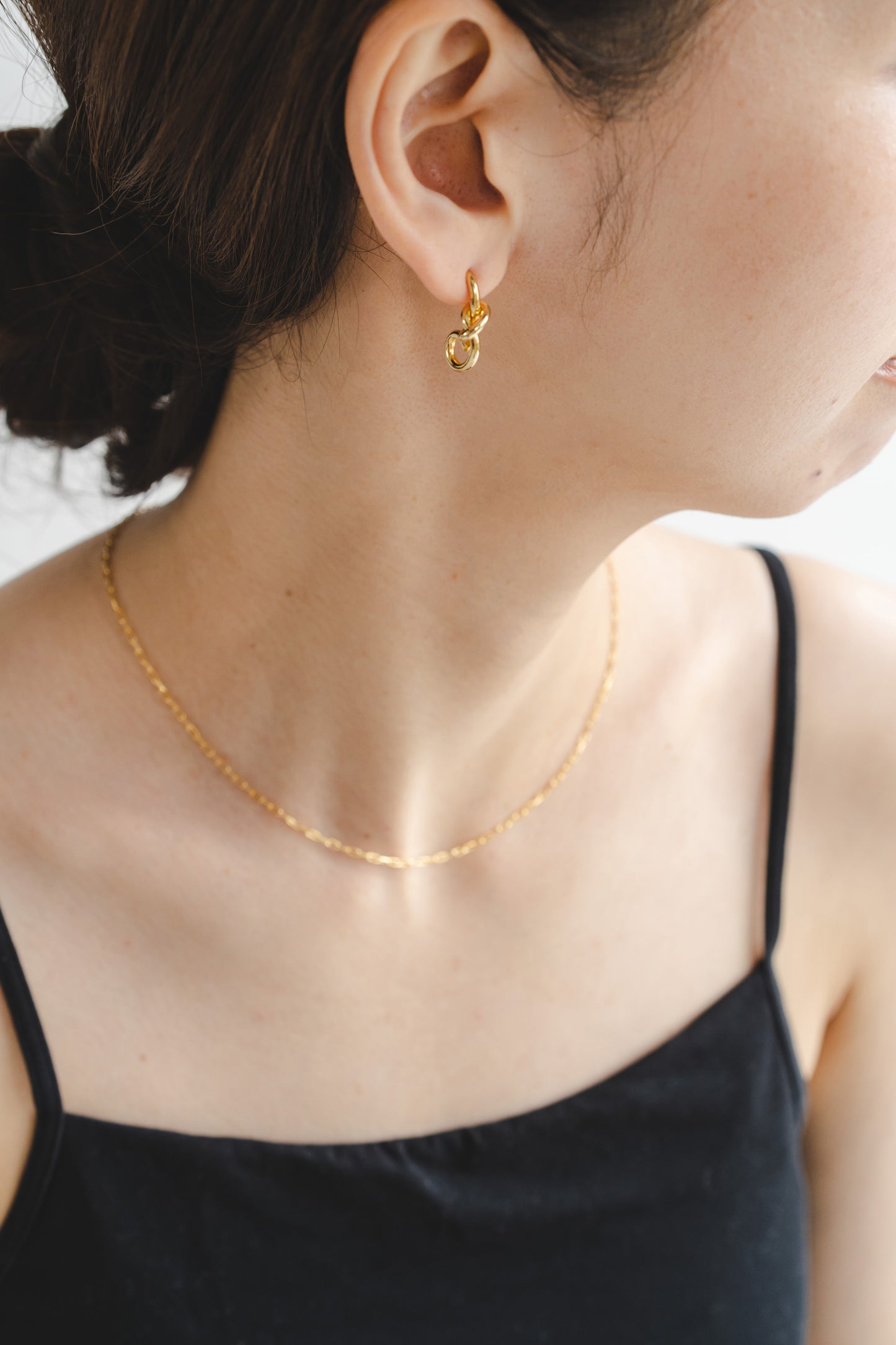 knot pierce