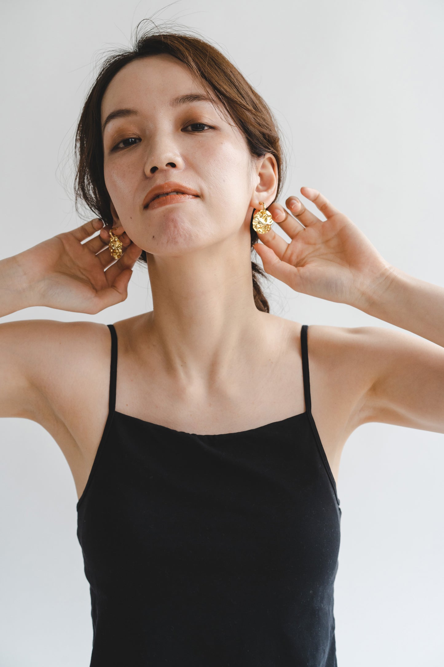 plate hoop pierce