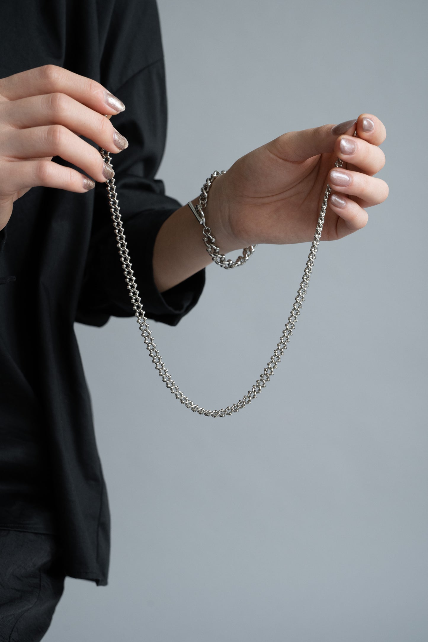 D chain bracelet
