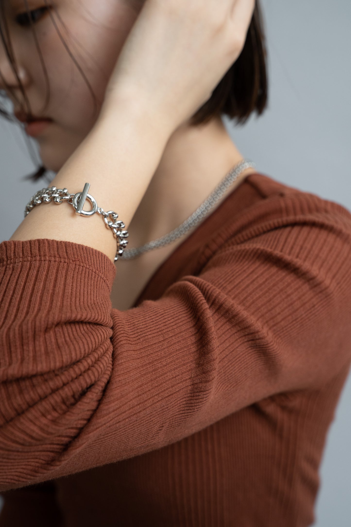 D chain bracelet